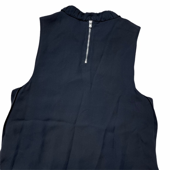 Marc Jacobs Black Pleated Sleeveless Blouse Size 2 - Picture 7 of 8